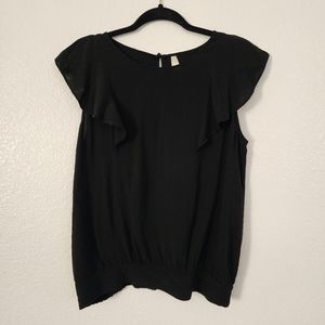 Col Story black ruffle shoulder top sz L